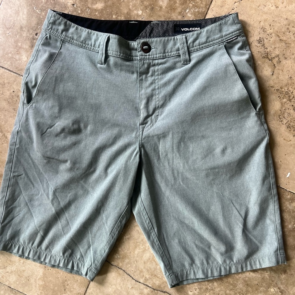 Volcom cargo short size 30 good condition green Surf and Turf four-way stretch - Picture 2 of 13